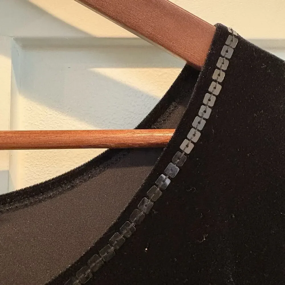 Black Velvet Tank Top XL Stretch Sequin Trim Quacker Factory Side Vents Dressy - Picture 5 of 11